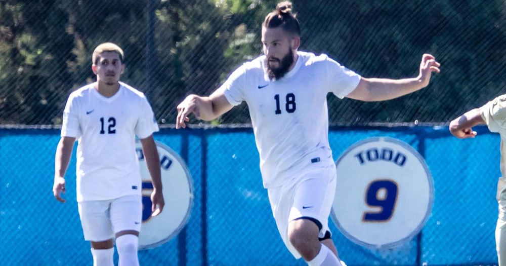 Strong Second Half Gives Mount Saint Mary 2-0 Victory Over Men’s Soccer