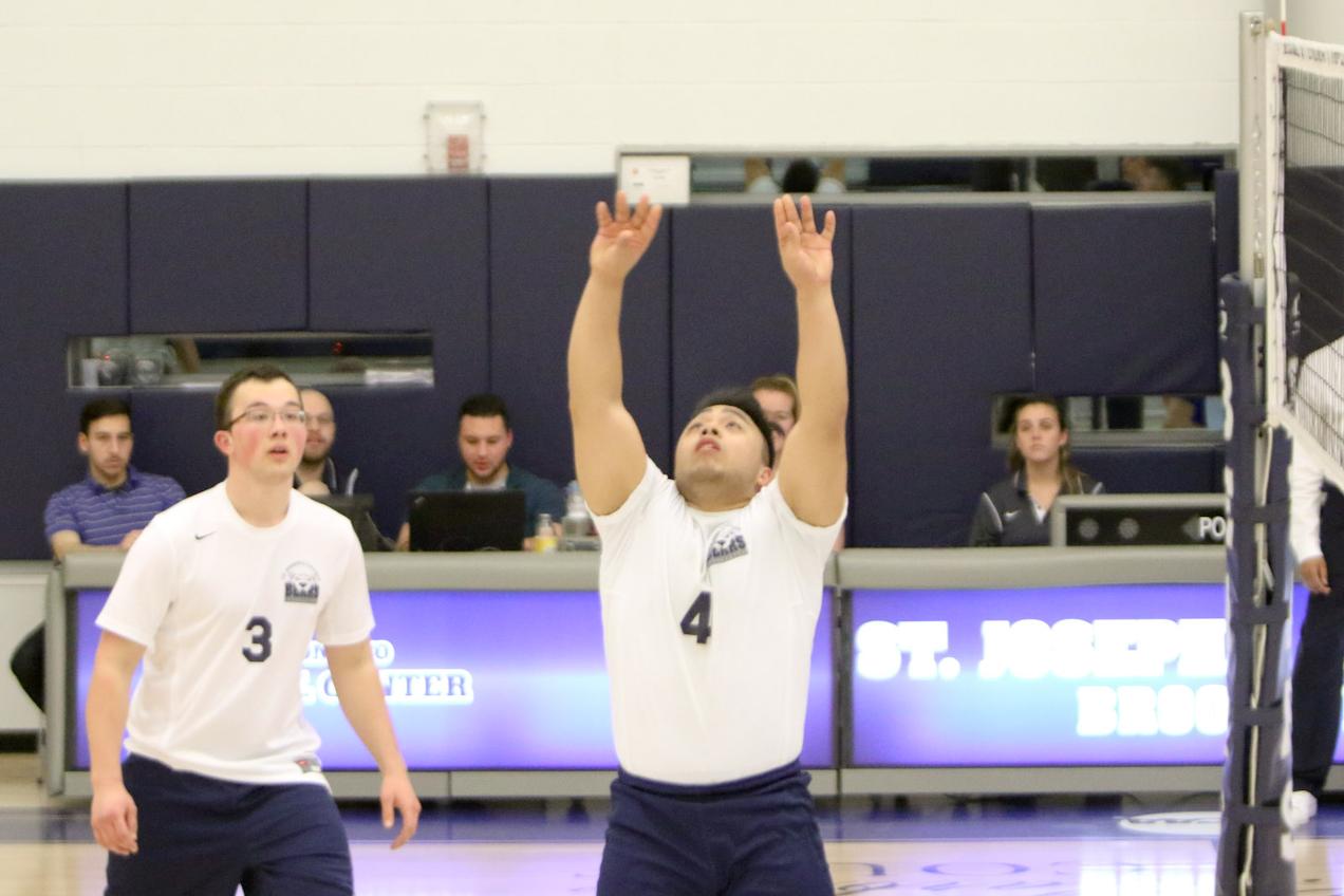 Four Record Double-Doubles But Men's Volleyball Falls To Yeshiva in HVIAC Tilt