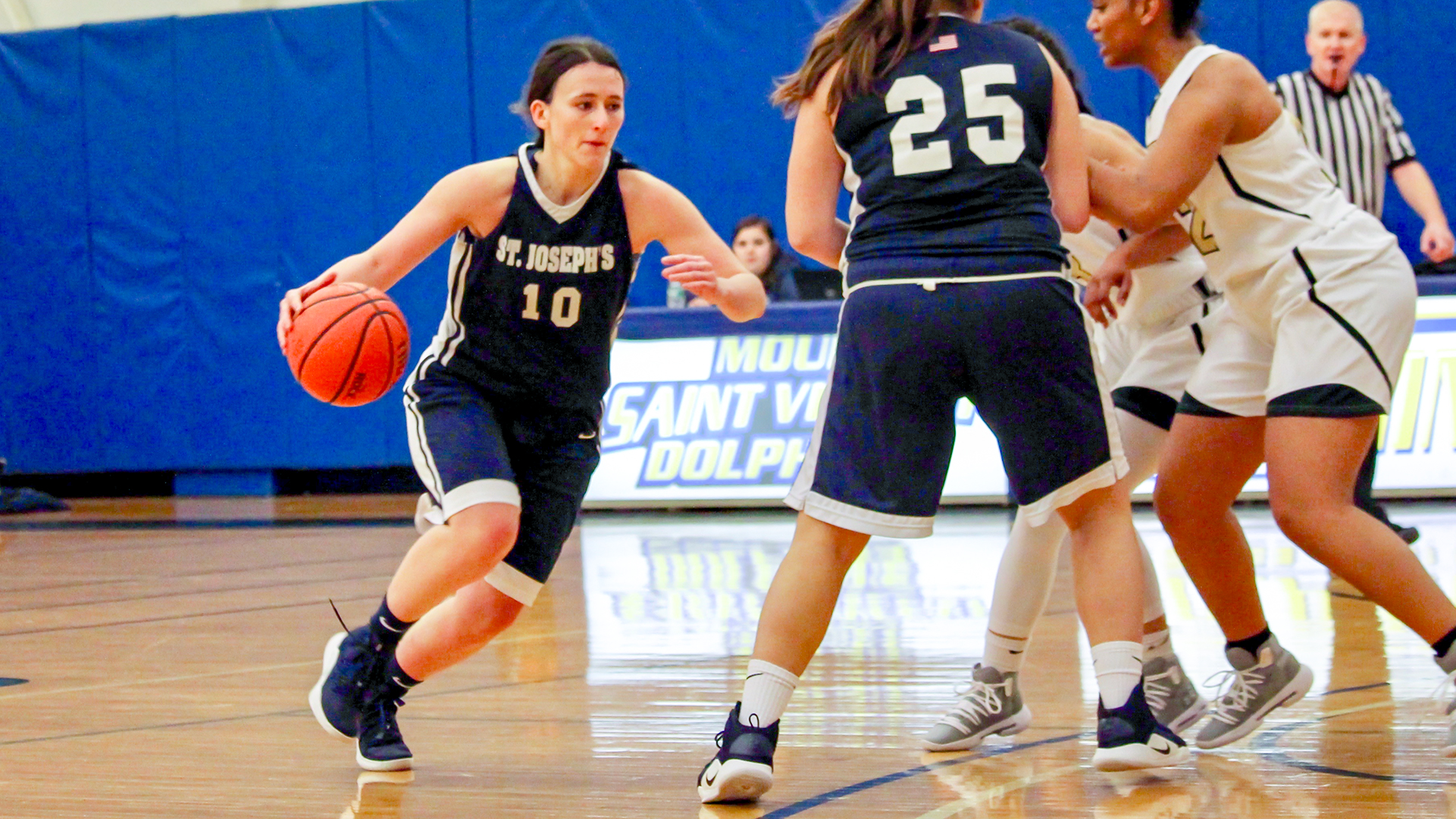 Porcasi Moves to Third All-Time in Scoring as Mount Saint Mary Downs Women’s Basketball