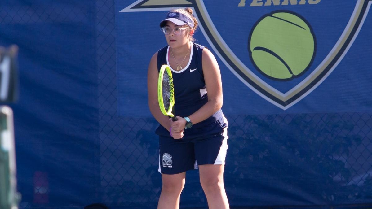 Women’s Tennis Drops Close Match at Purchase