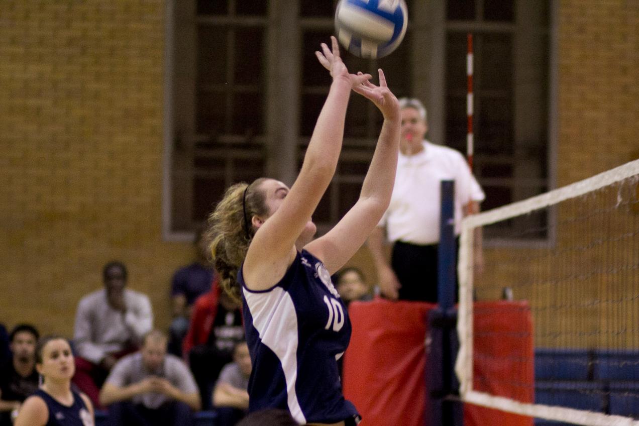 Women's Volleyball Sweeps Tri-Match to Capture HVIAC Regular Season Title