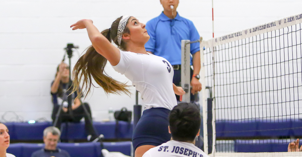 Women’s Volleyball Dethrones King’s to Push Home Record to 5-1