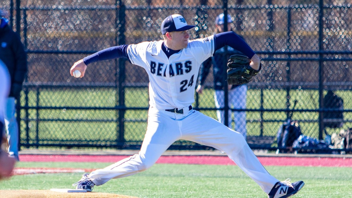 Mount Saint Vincent Takes Two From Baseball in Skyline Doubleheader