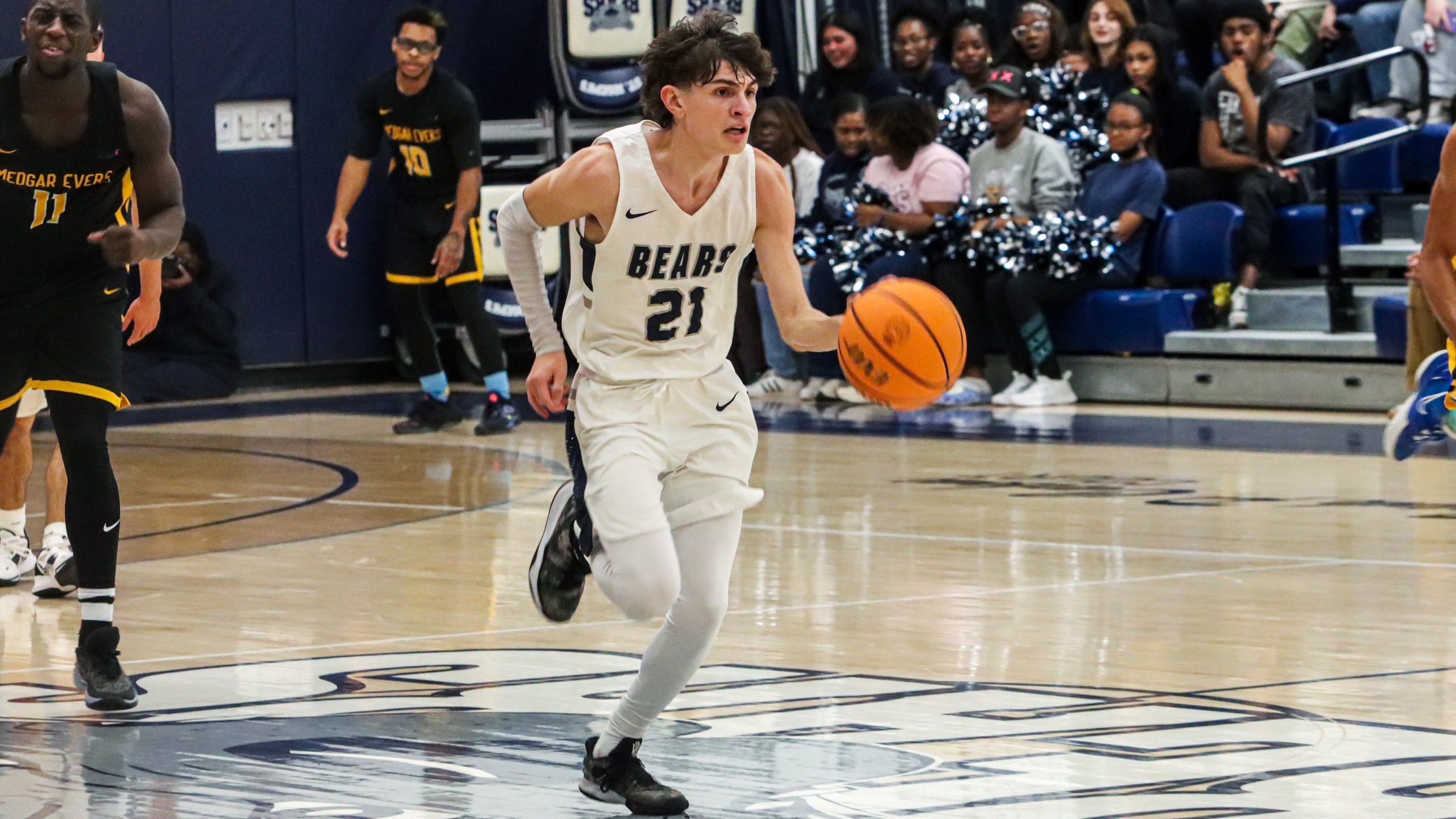 Reno’s 34 Points Not Enough in Men’s Basketball’s Defeat at TCNJ
