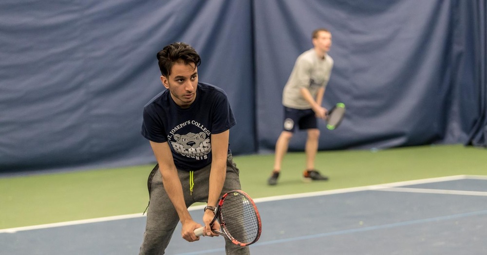 Ghai and Vaitzman Go Undefeated But Men’s Tennis Nipped By York