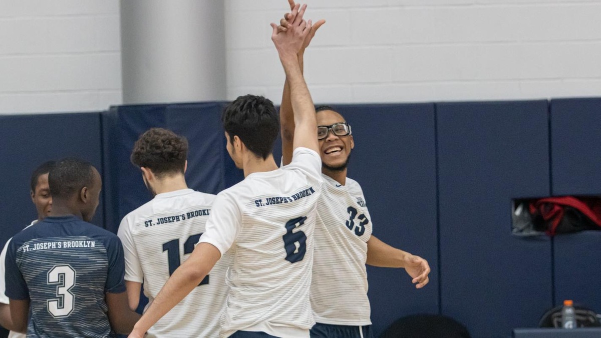 Men’s Volleyball Sweeps York For Second-Straight Victory