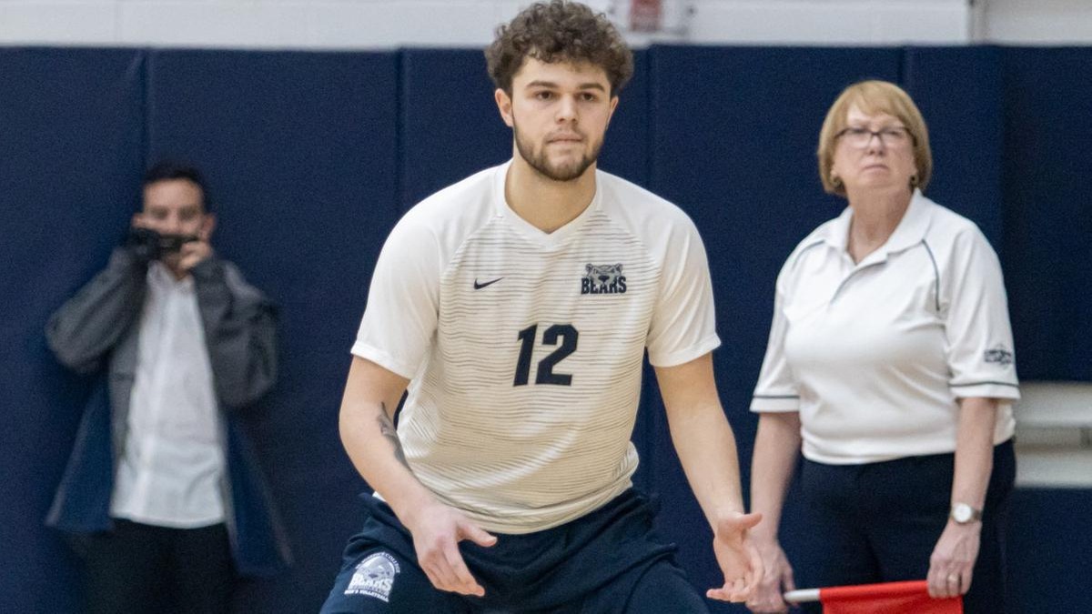 Men’s Volleyball Streak Halted on the Road at Eastern