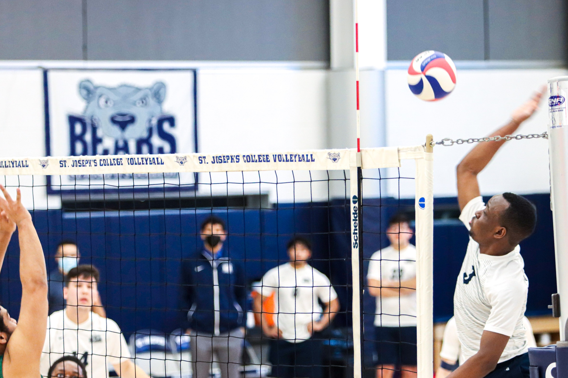 Men’s Volleyball Falls in Five to Yeshiva Trying to Salvage Split of Doubleheader