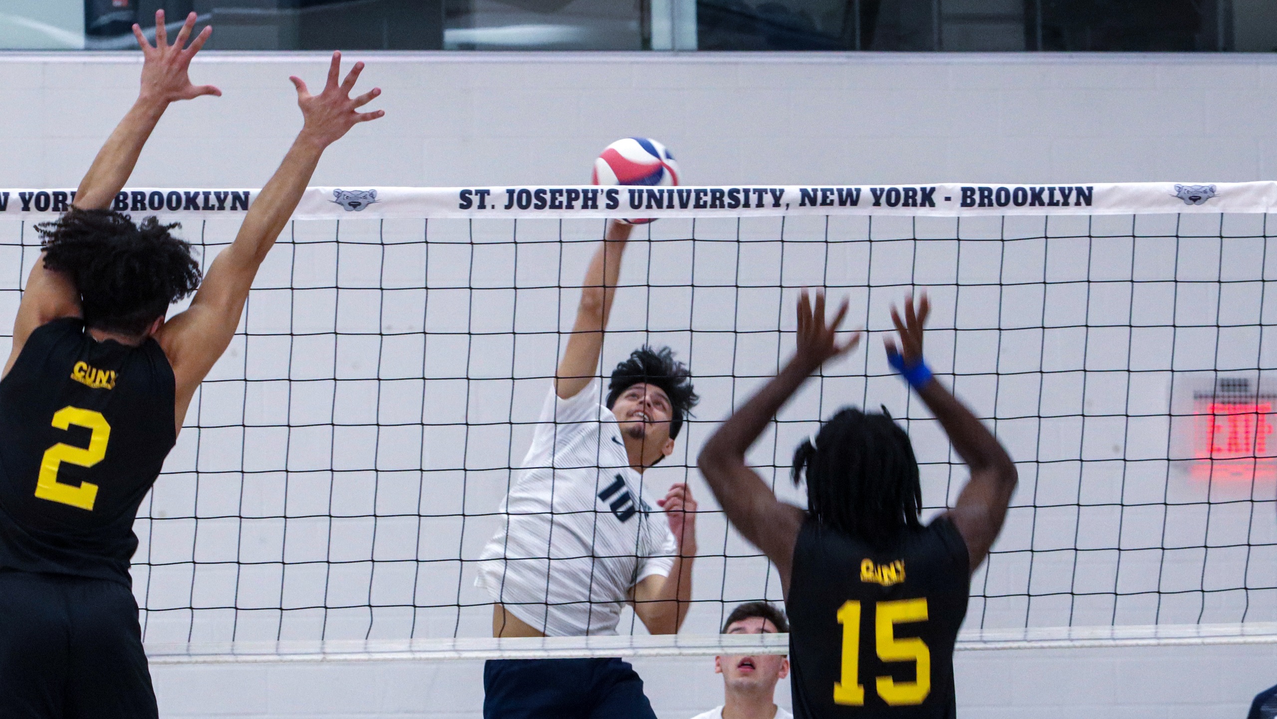 Men’s Volleyball Drops Home Result to Medgar Evers in Four