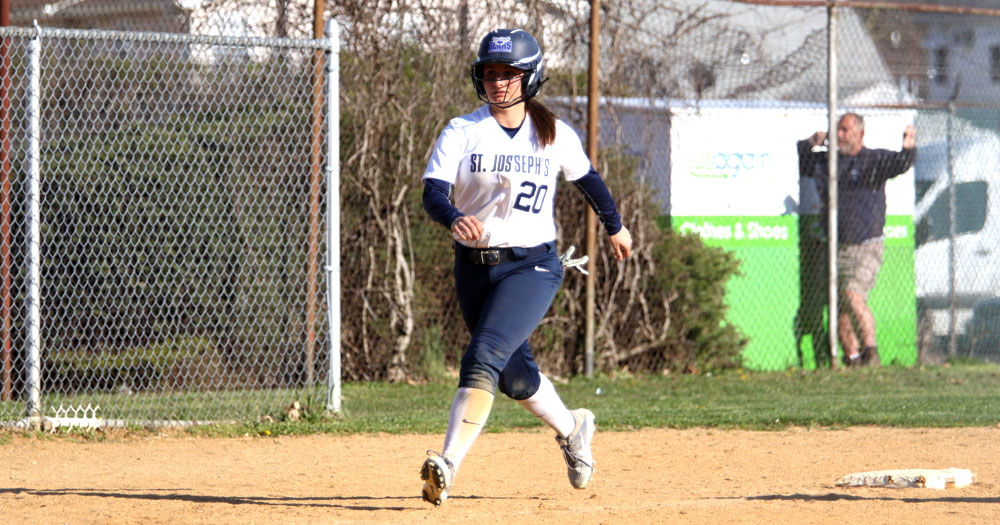 Early Lead Not Enough for Softball to Hand Mount Saint Mary First League Loss