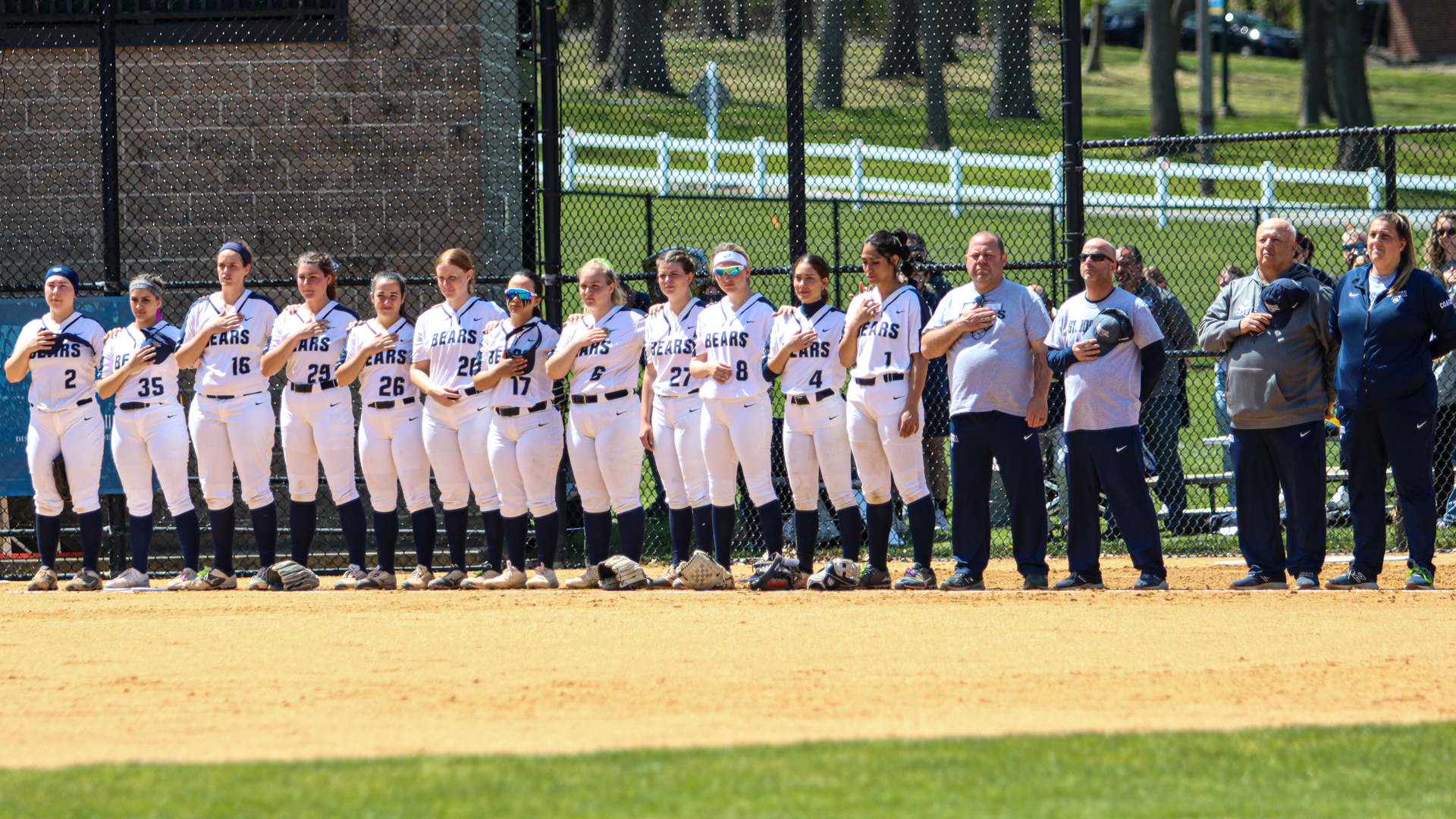 Softball Ends Season With Third Place at Skyline Championship, Falling to Manhattanville