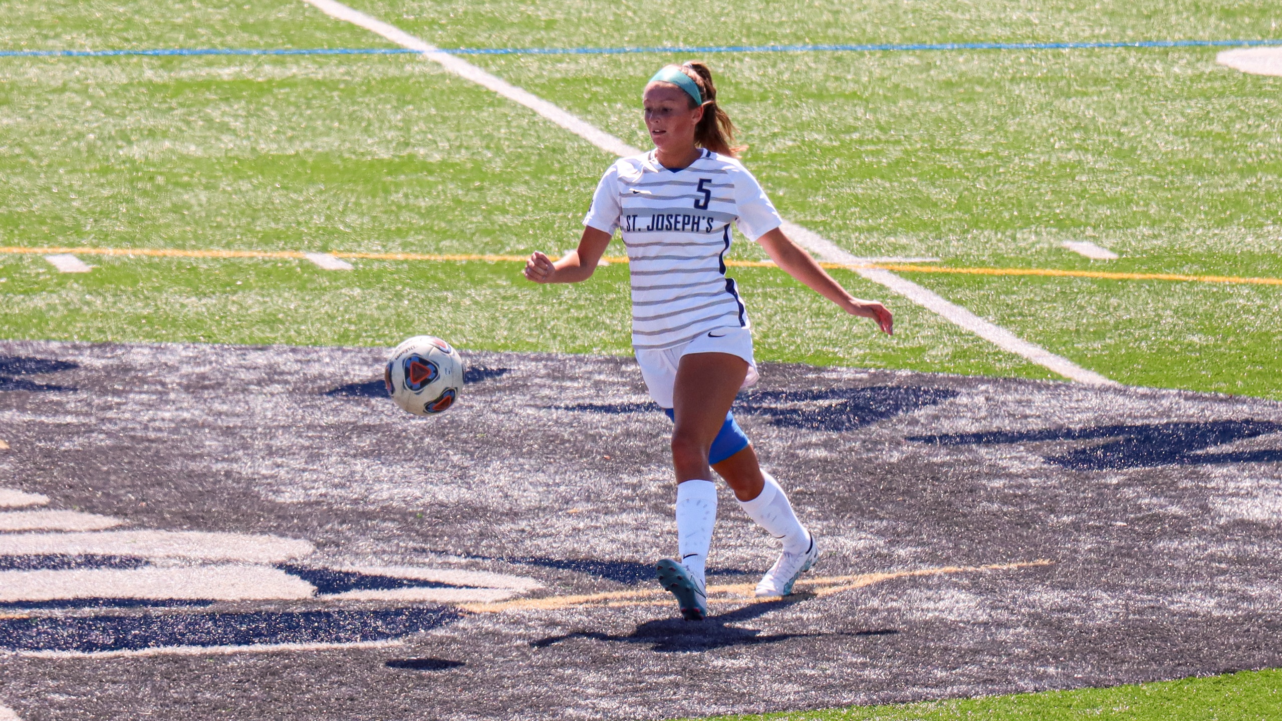 29th-Minute Goal Sees Maritime Sail Past Women's Soccer