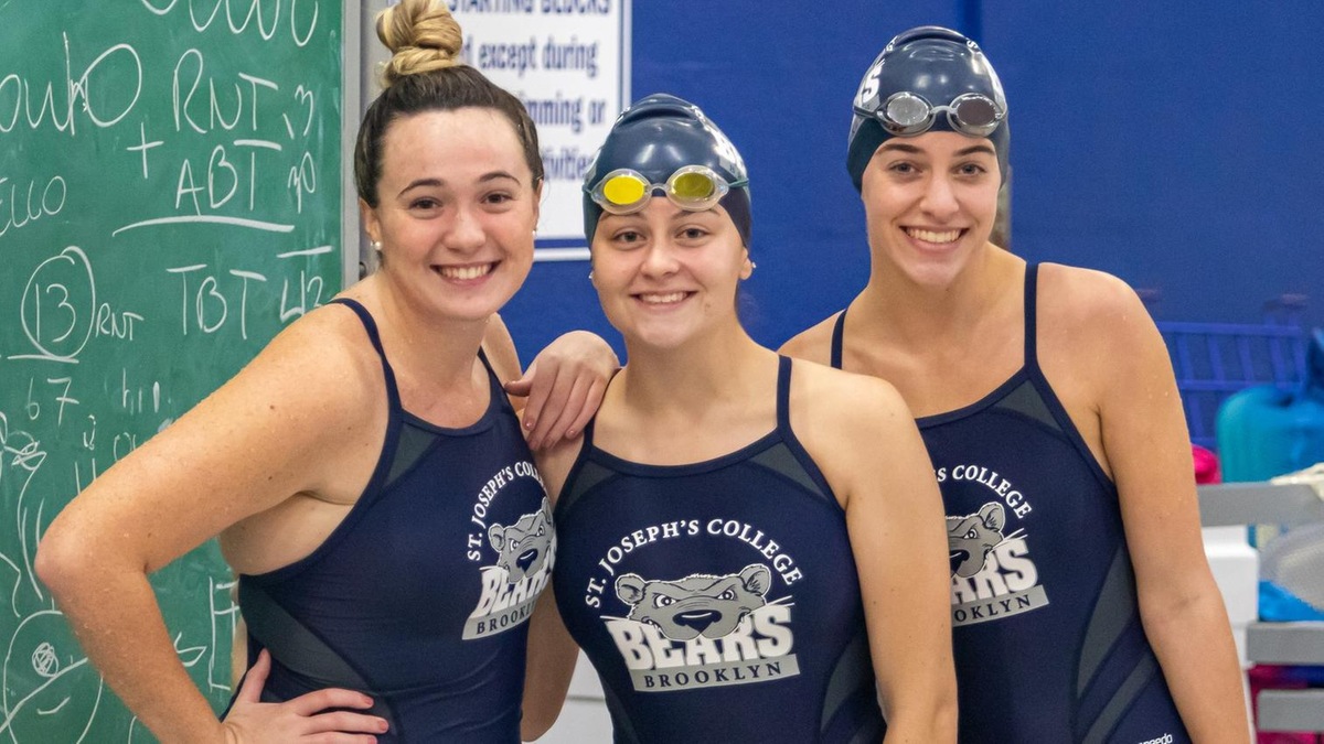 Women’s Swimming Wins Seven Events in Sweep of Purchase and Old Westbury