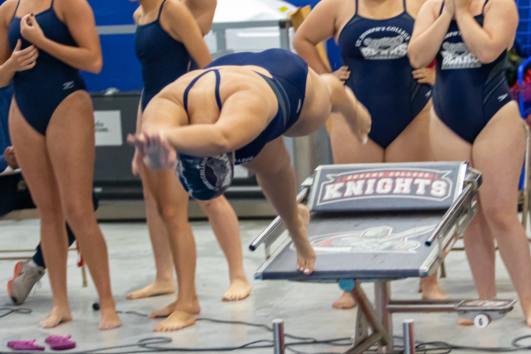 Women’s Swimming Wraps Up Season at Queens College