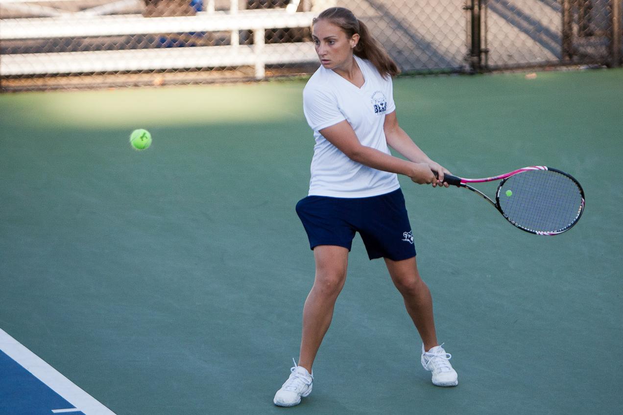 McNamee and Rossi Earn Doubles Win in Women's Tennis HVIAC Loss to Sarah Lawrence