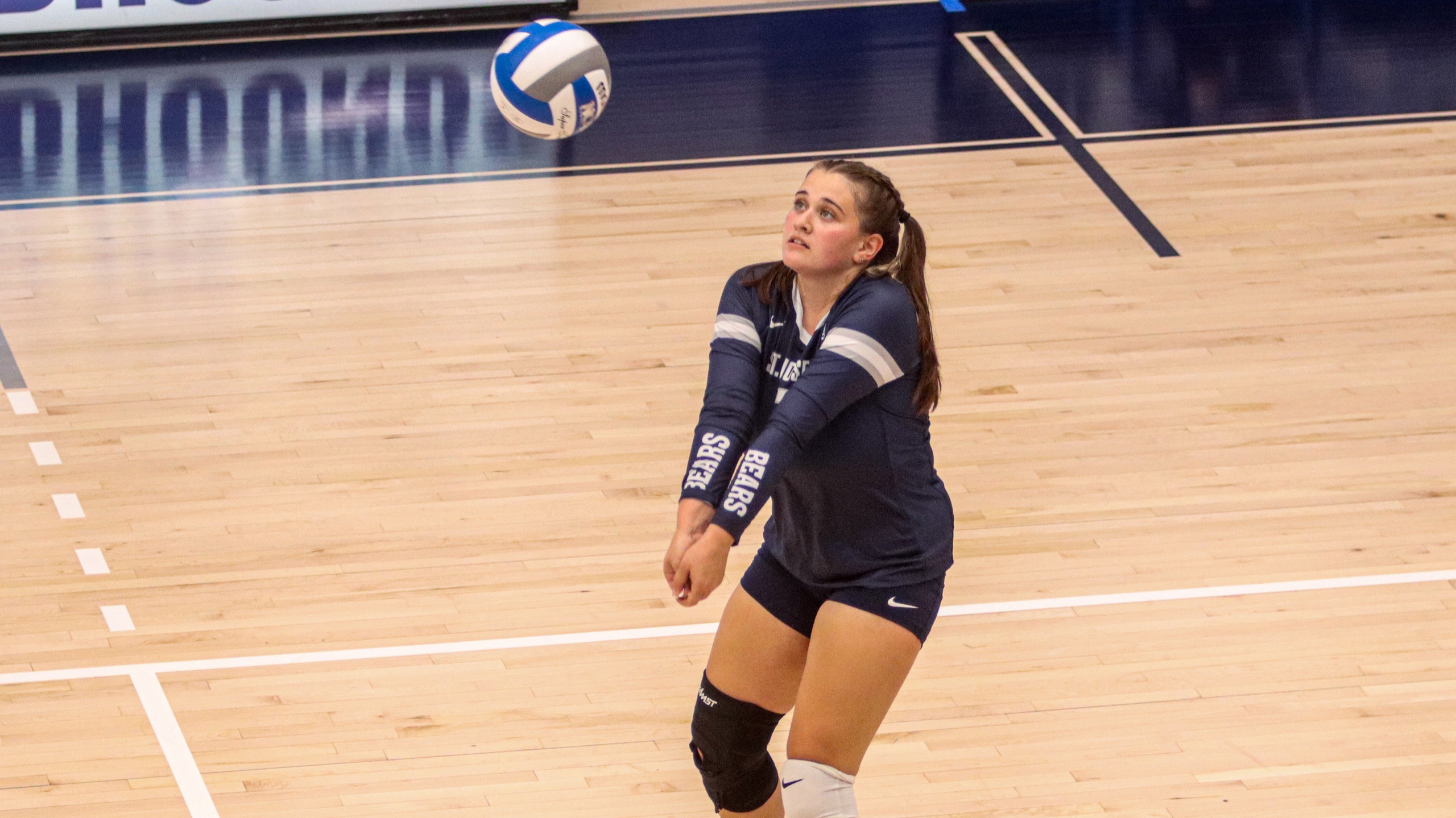Women’s Volleyball Concludes Non-Conference Slate with Straight-Set Defeat to John Jay